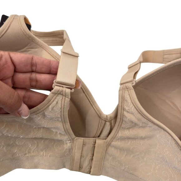 Bali Womens Comfort Revolution Wire-Free Bra Size 40DD Beige Nylon Spandex NEW - Picture 5 of 14